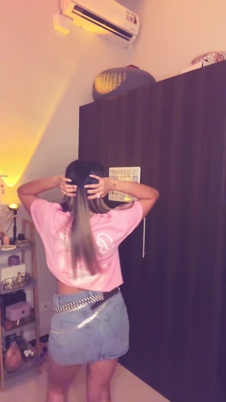 @Cami