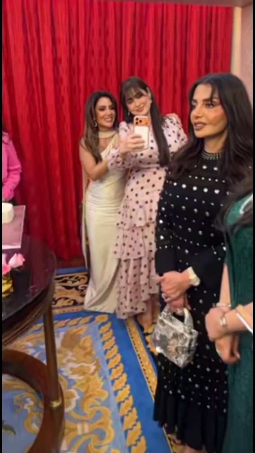 @ام سلطان