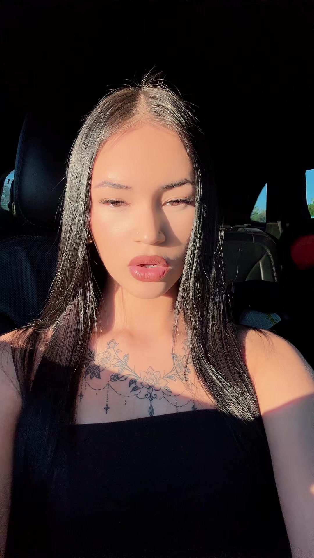 @𝐴𝑢𝑑𝑟𝑒𝑦💋