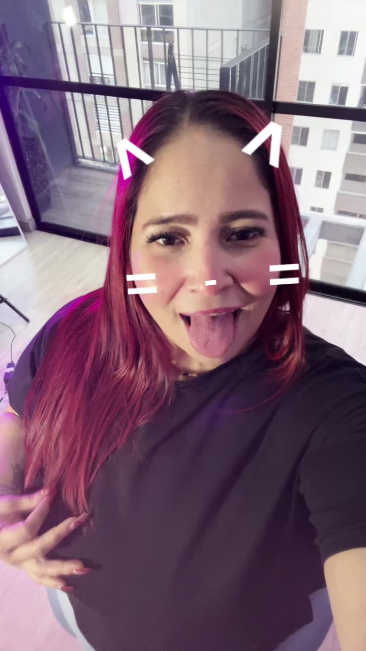@lolapopvibes