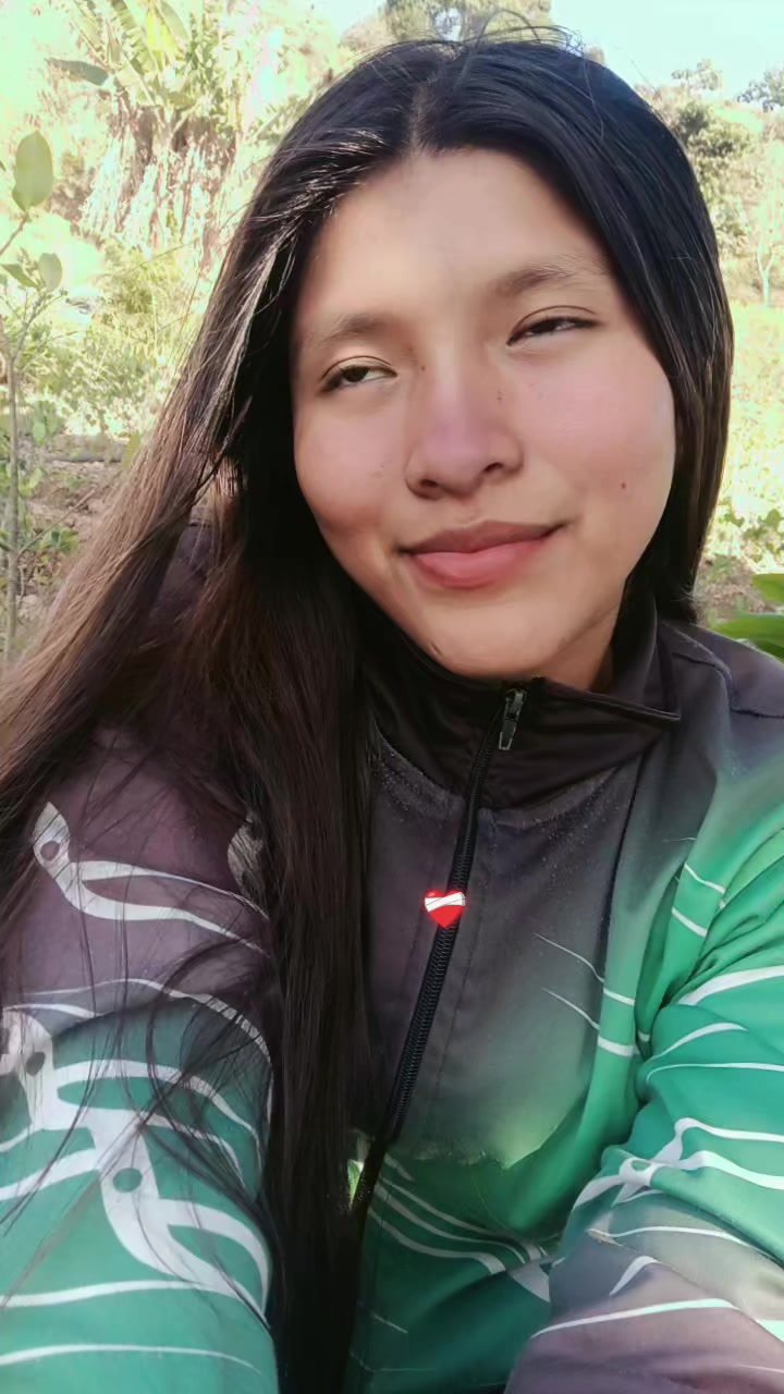 @🍒Lizz 🌸