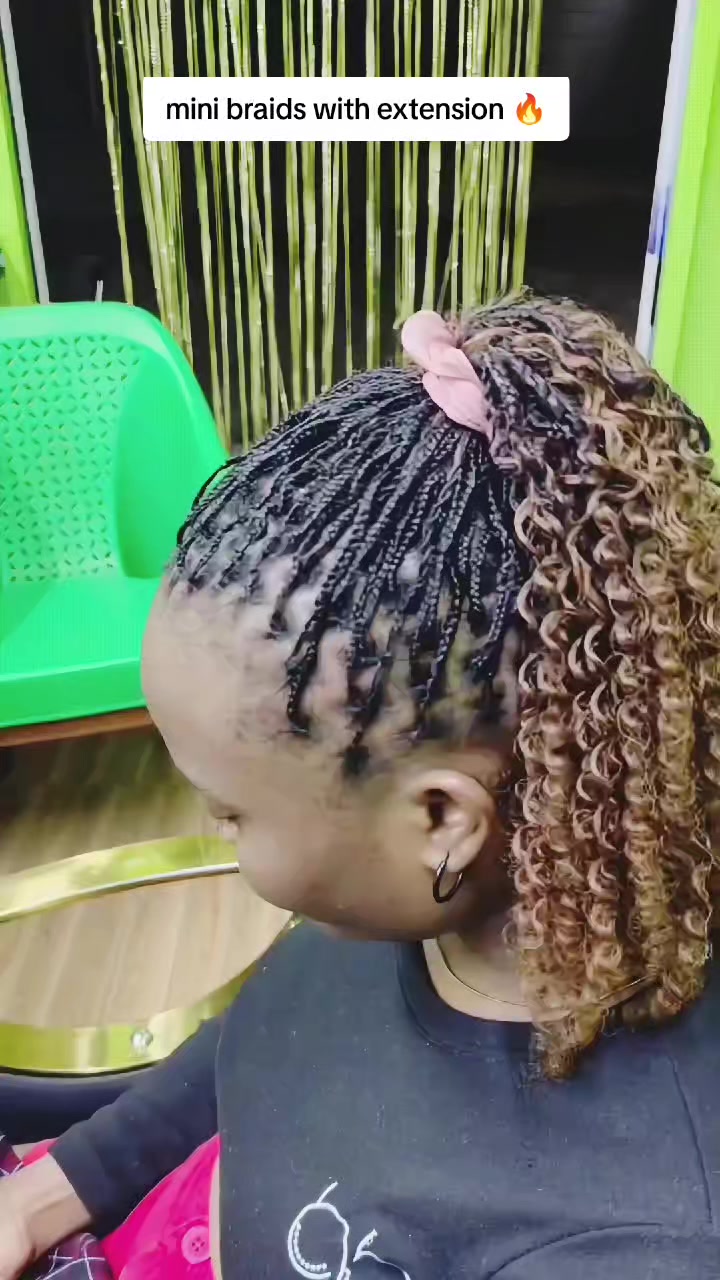 @Waridi Natural Hair Salon