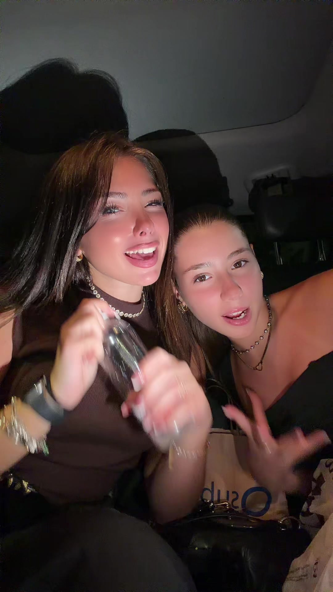 @𝐃𝐞𝐧𝐢𝐬𝐞 𝐁𝐨𝐯𝐞