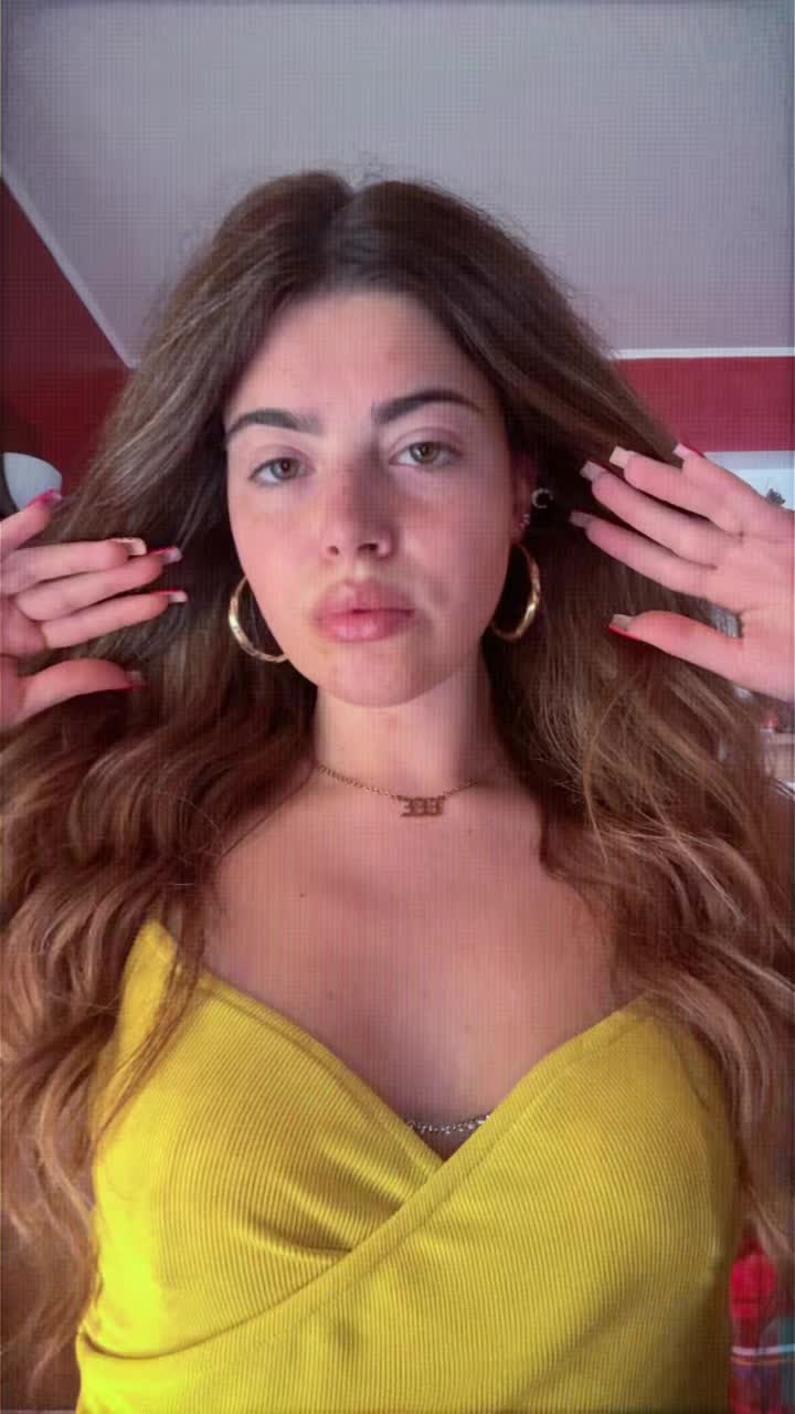 @Sara🧜🏼&zwj;♀️🍓🥥