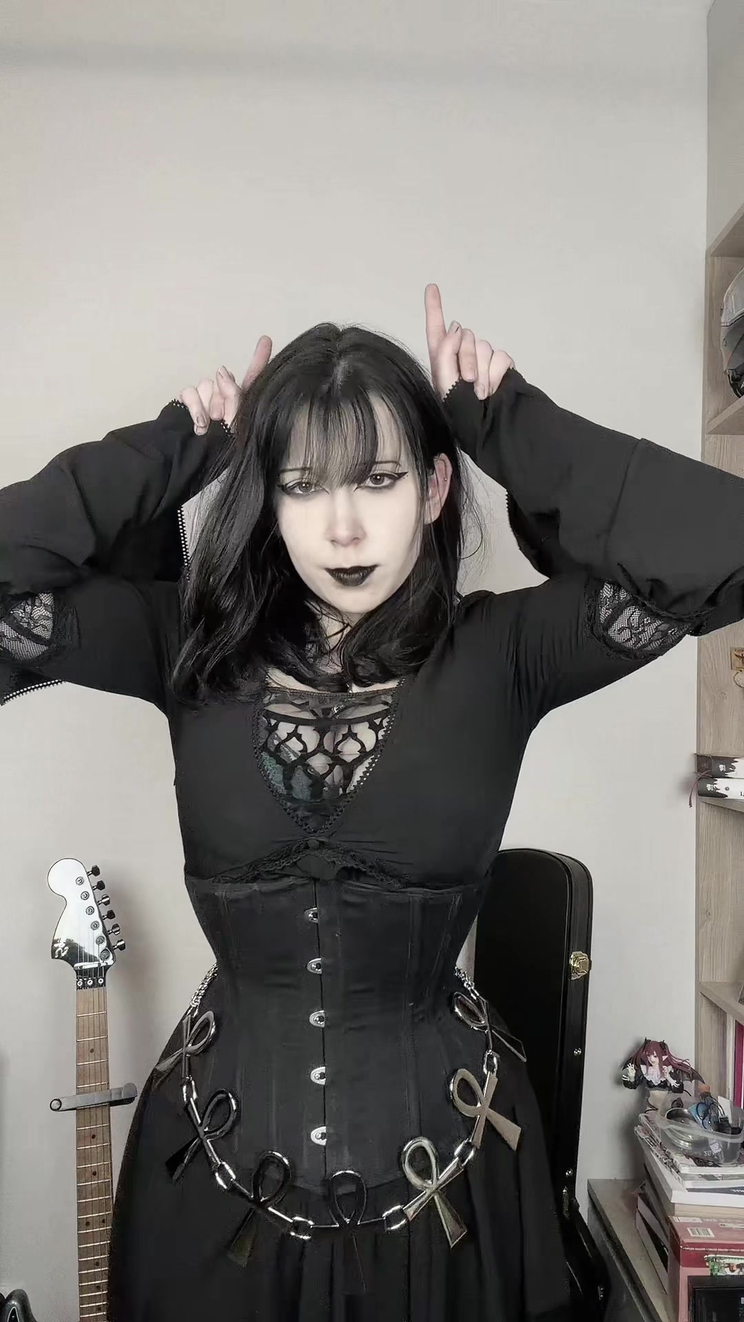 @𝓝𝓮𝓫𝓪 🦇