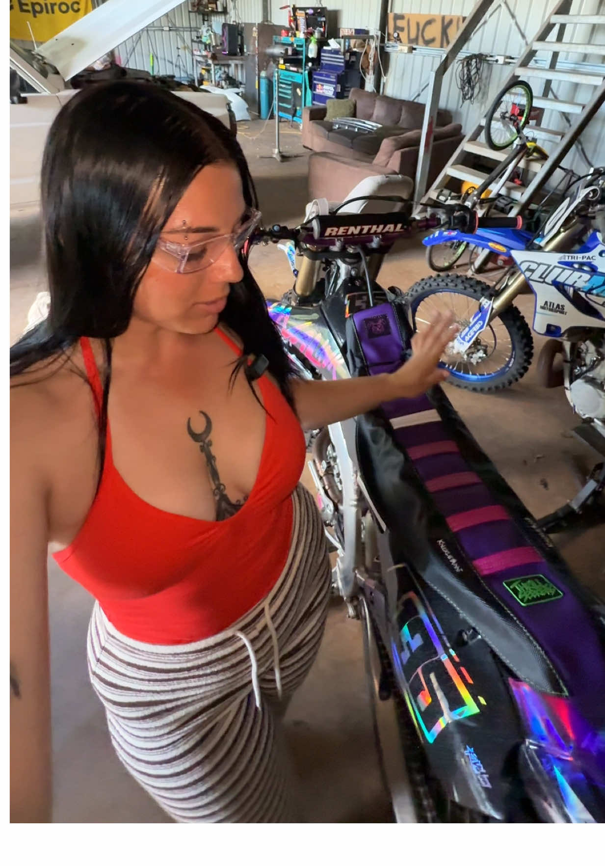@knucklebunnidesign