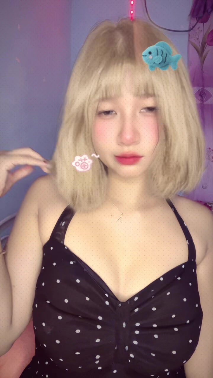@Emie 🍑
