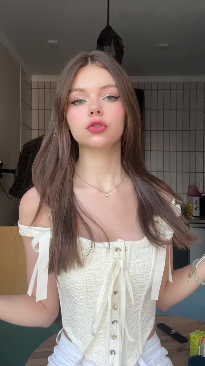 @уляна