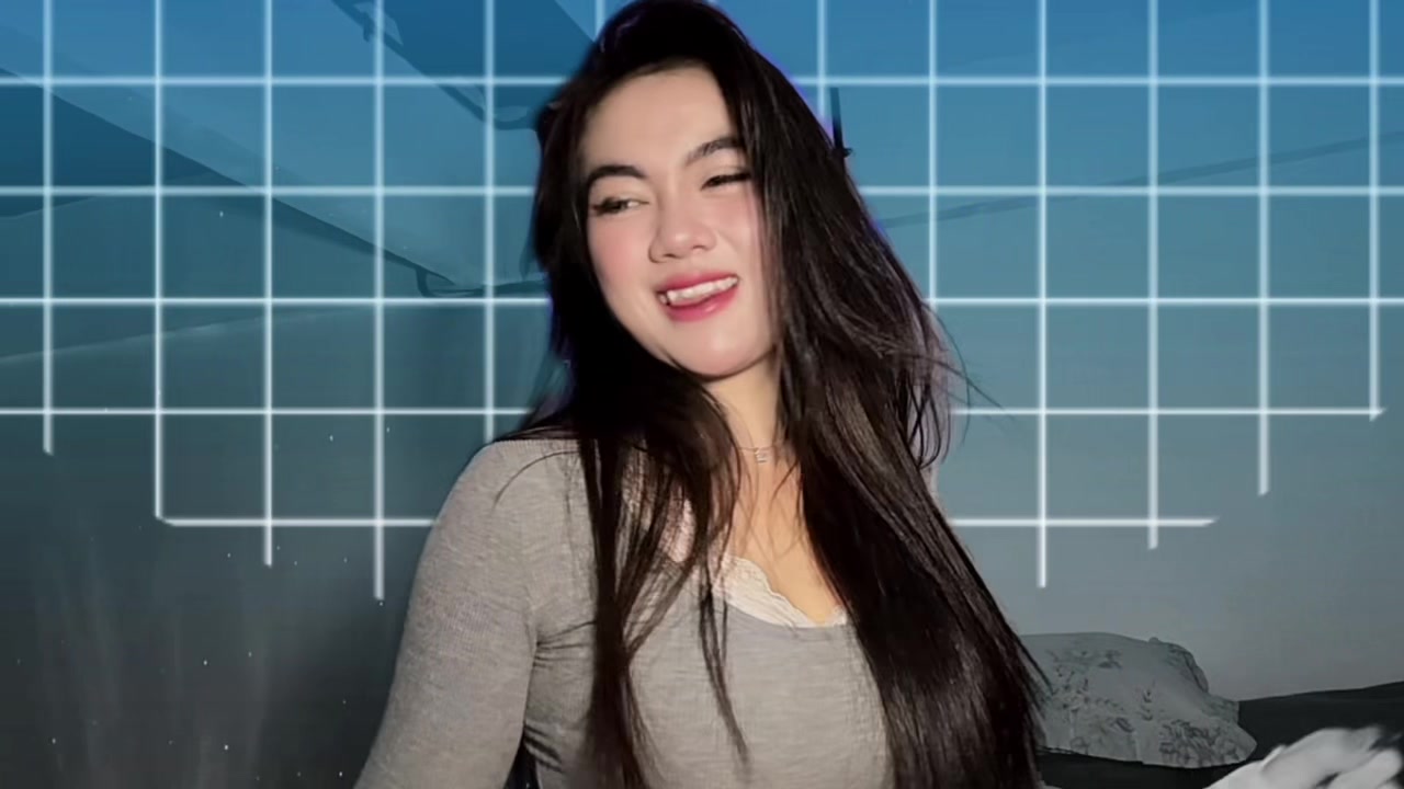 @AGNESSTANIA