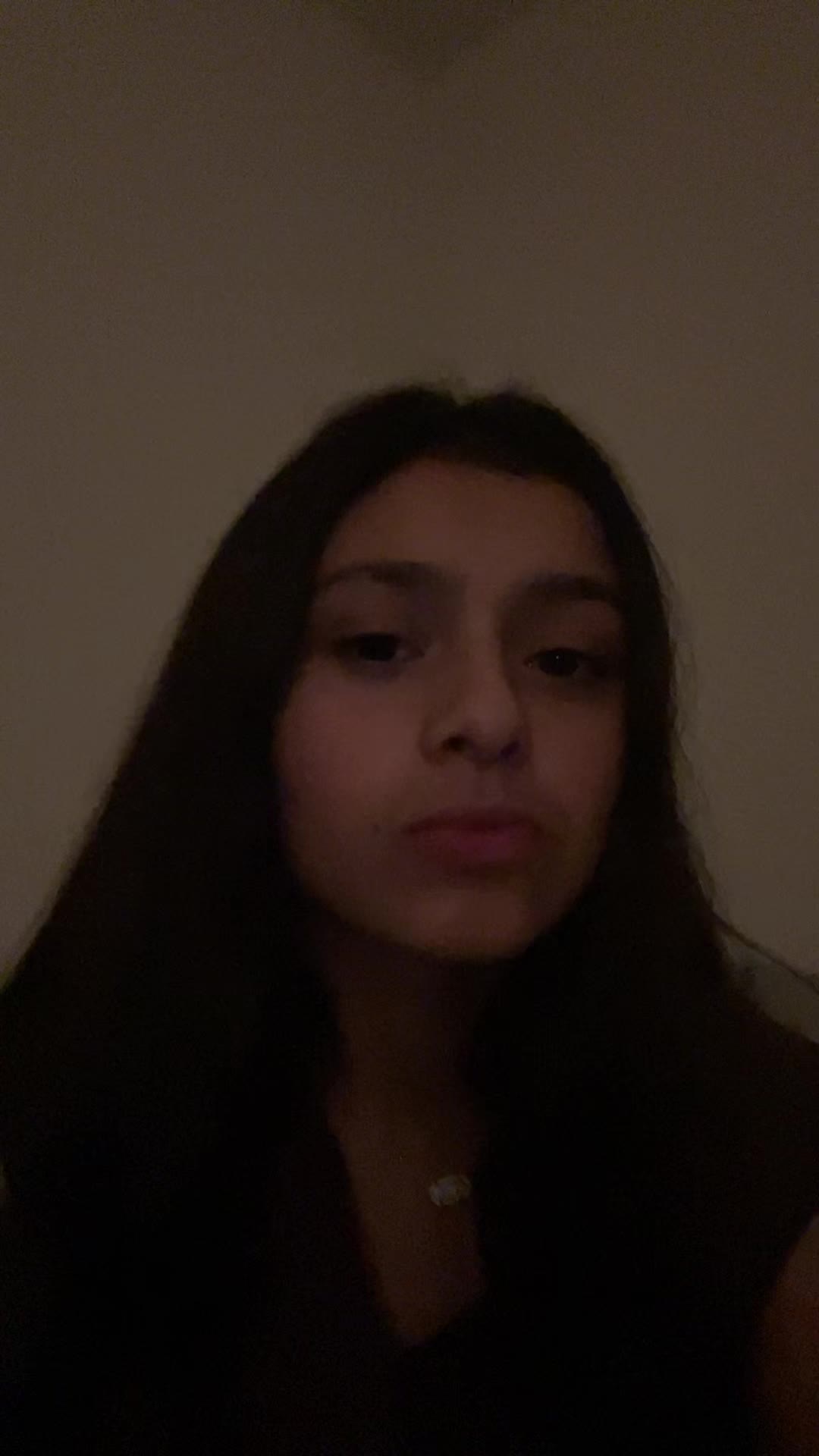 @ayvuh