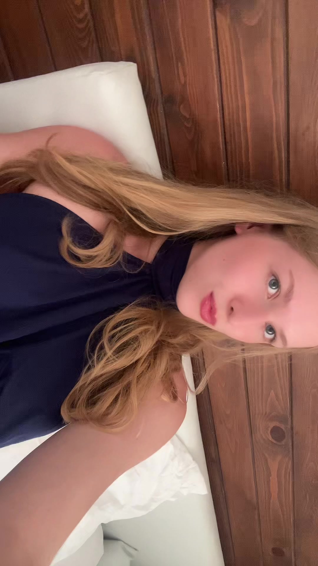 @даниэла 🧝🏻♀️