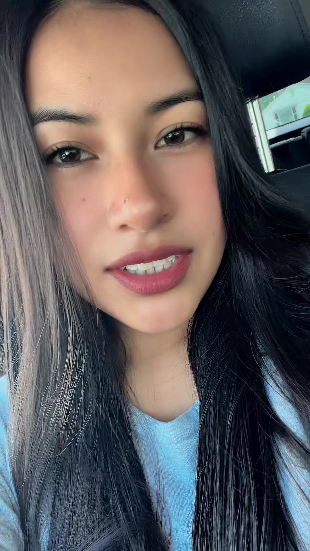 @Neyda Guzmán 🦋
