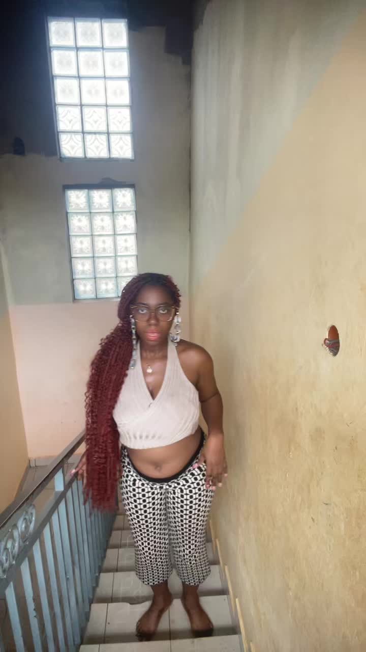 @🩷Nandar🤍🇨🇲