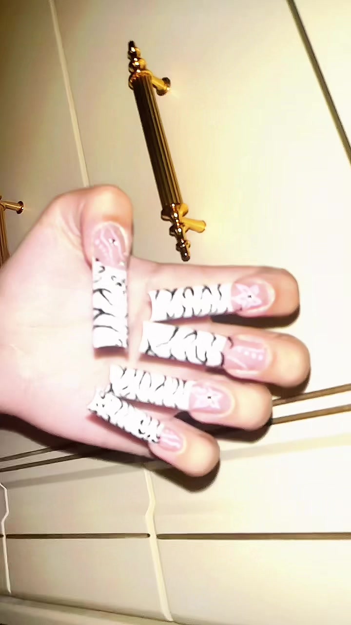 @violx.barbiex