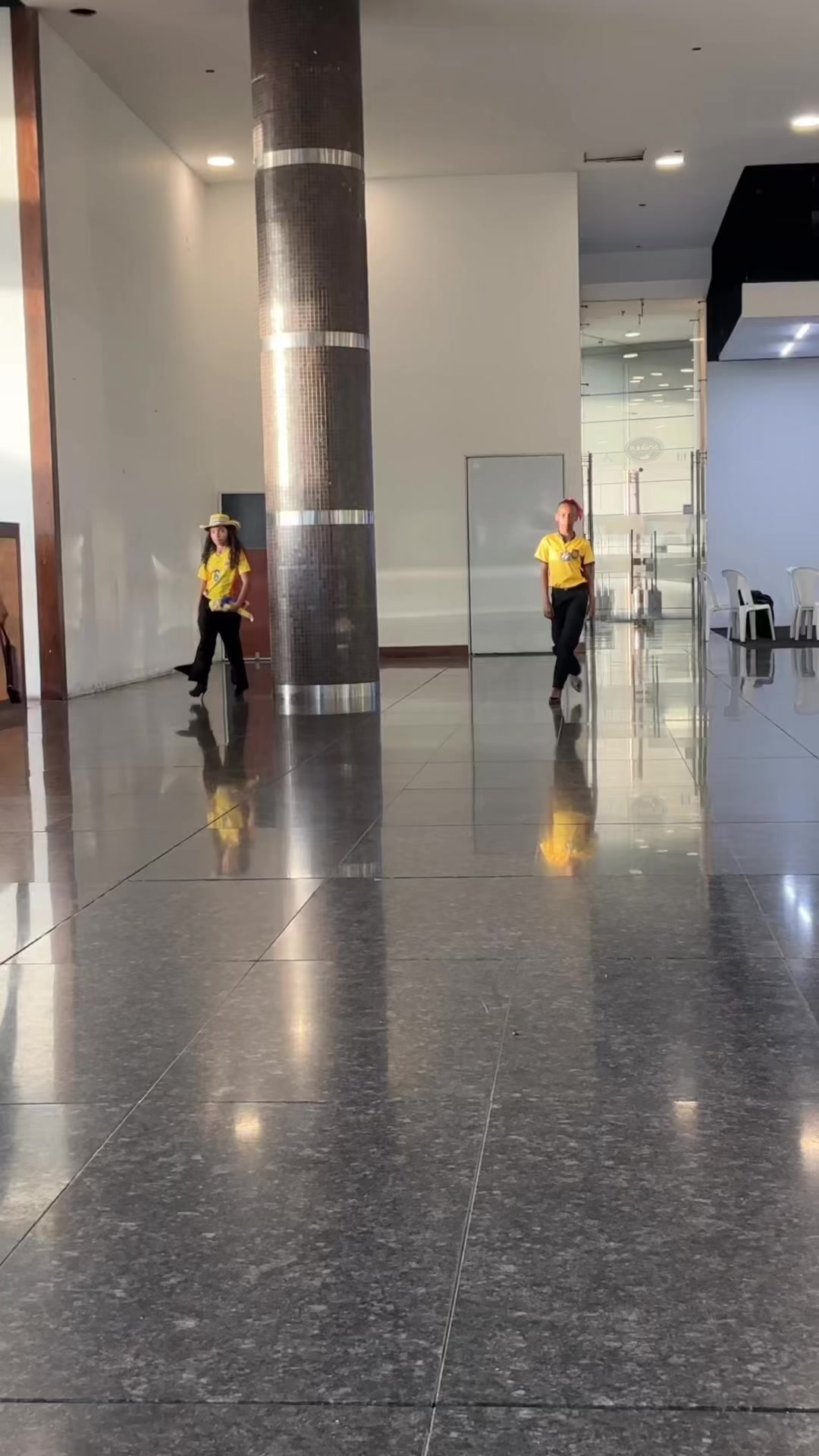 @𝐼𝑠𝑎ᥫ᭡𝑒𝑙𝑙𝑎 👑