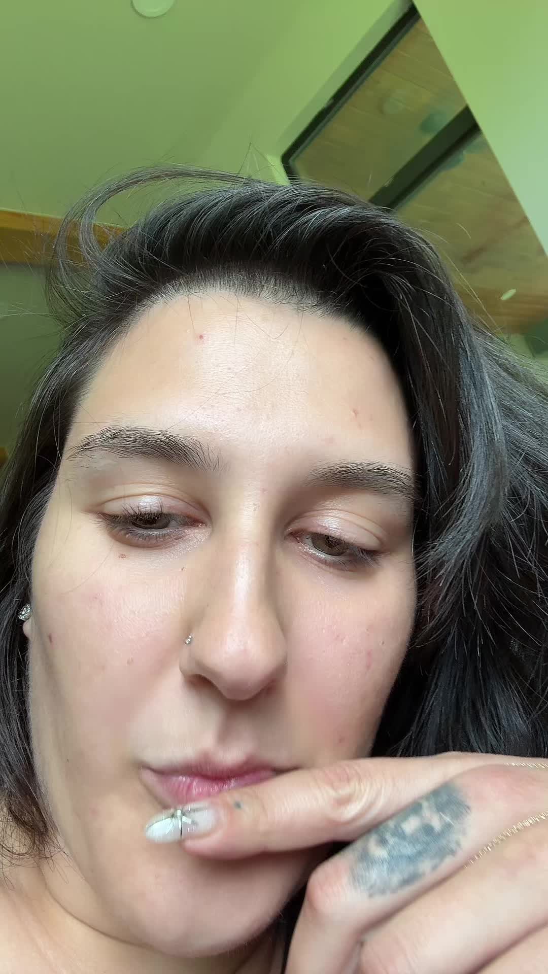 @thetravelingchickin