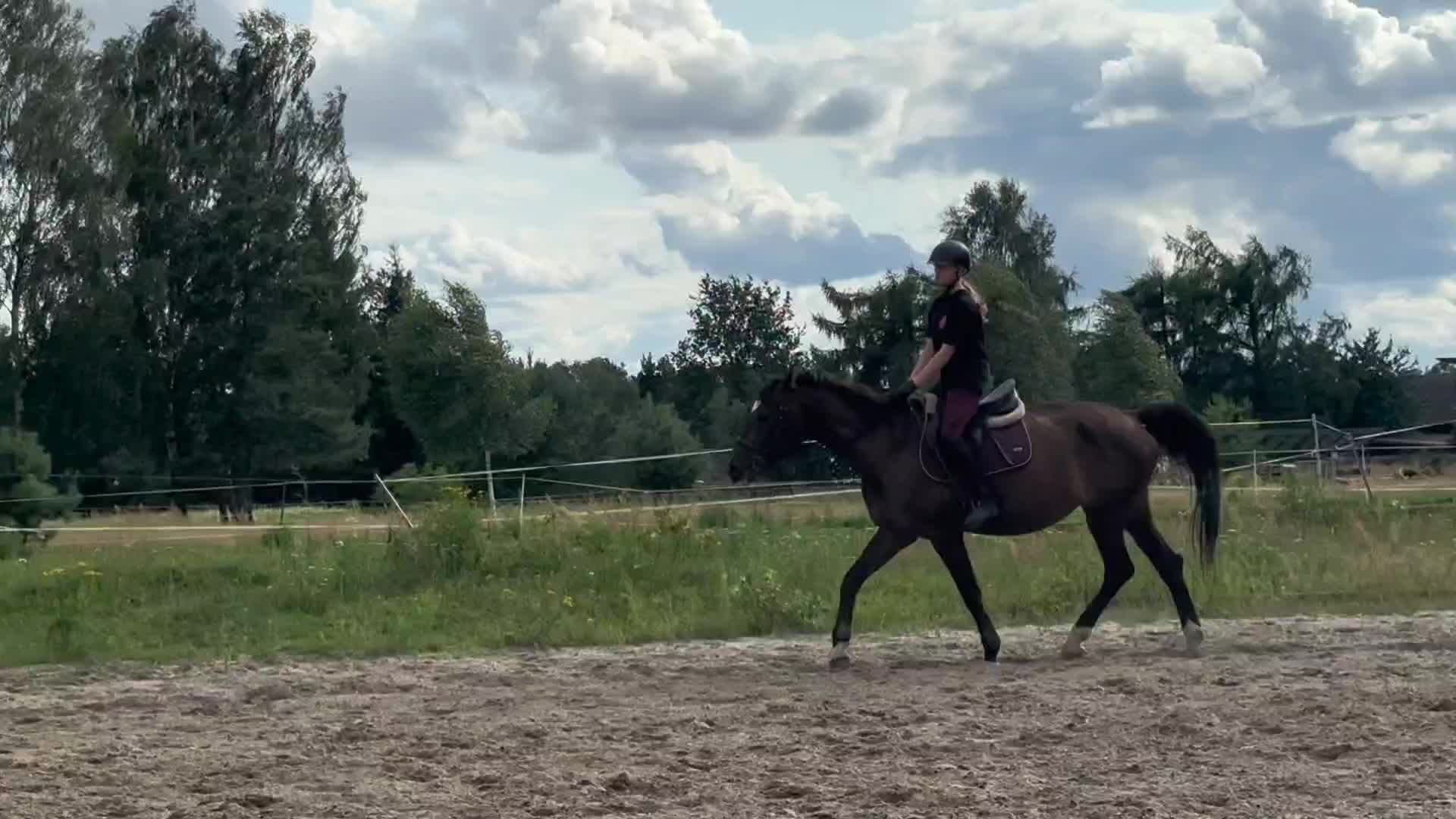 @jula.eq