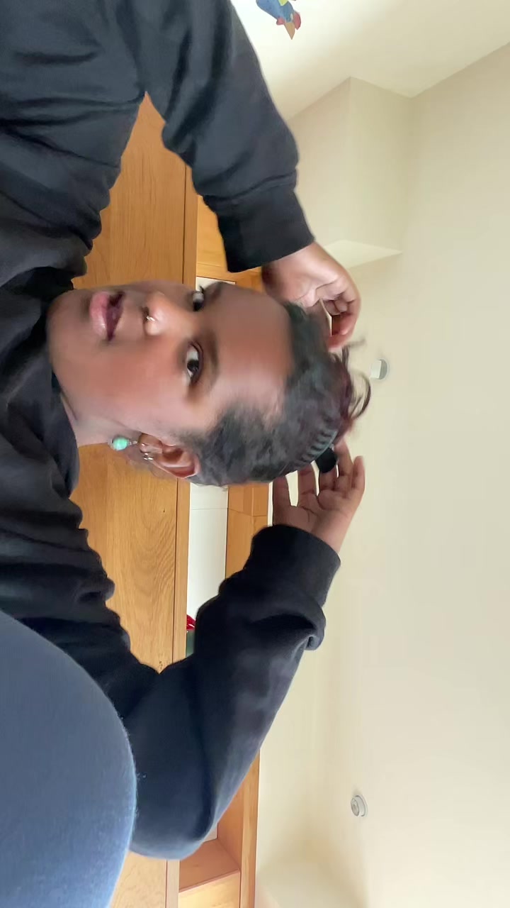 @hanelore