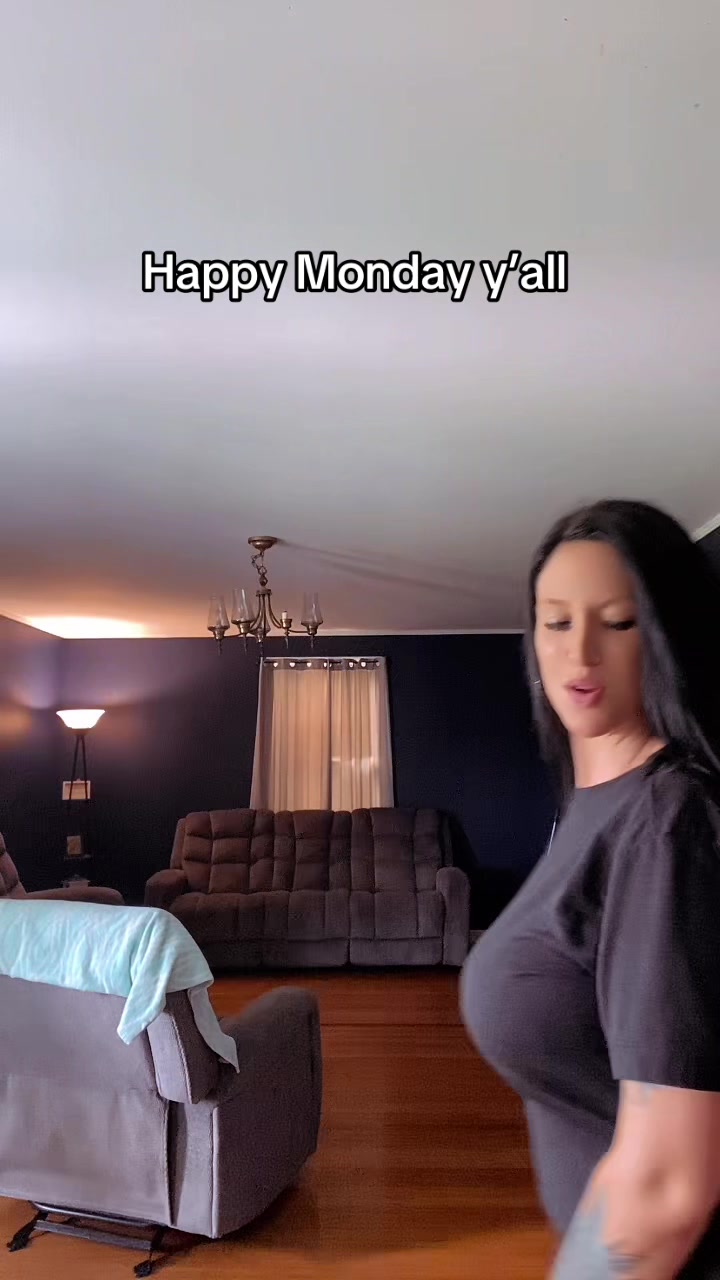 @Bri💙🖤