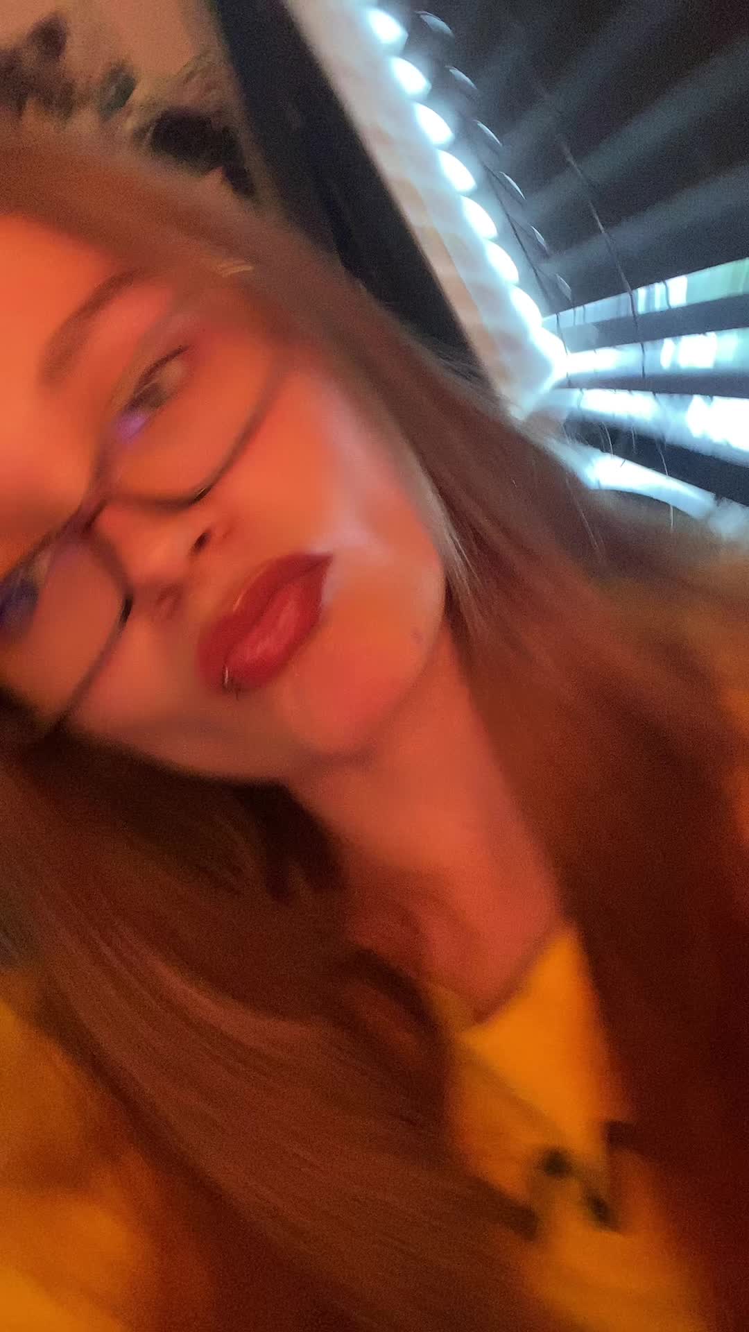 @Faye 🦇