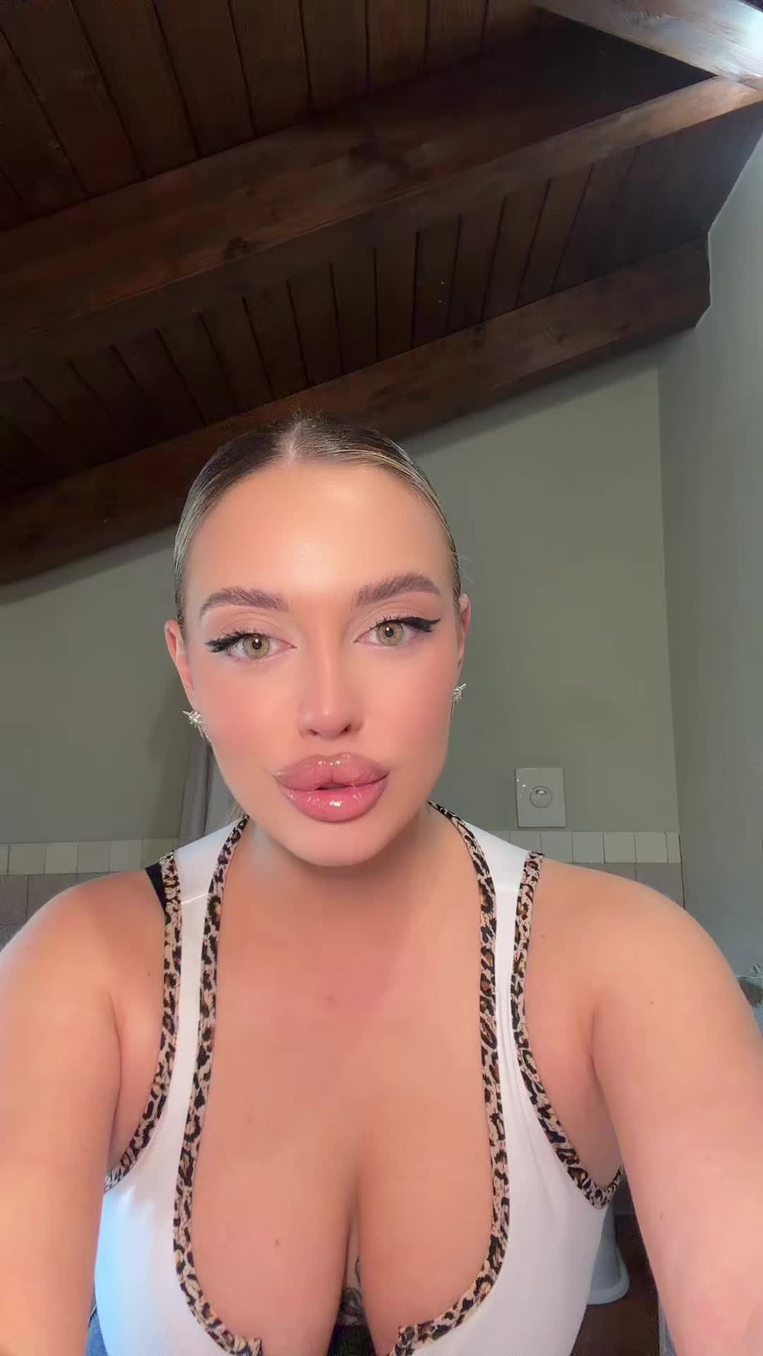 @chiaraaderosa
