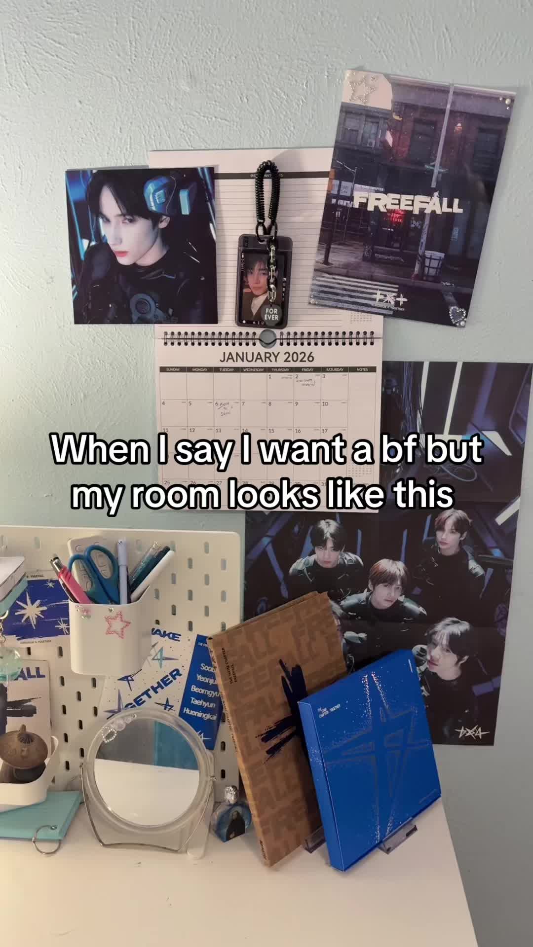 @E ღ༻ 🐧
