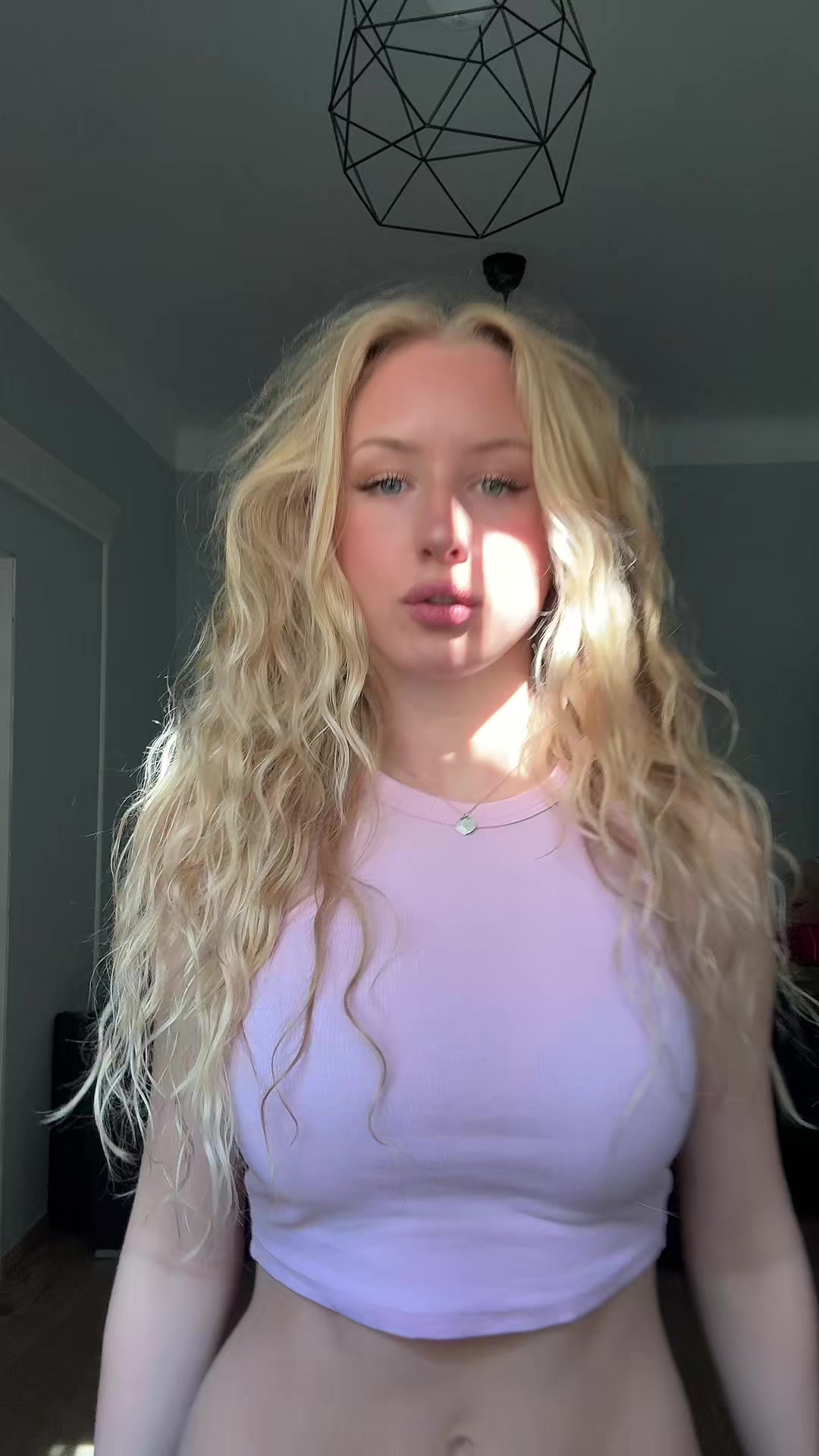 @XXXenia