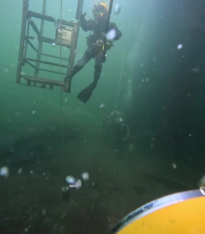 @DEEPSEA LOCKER