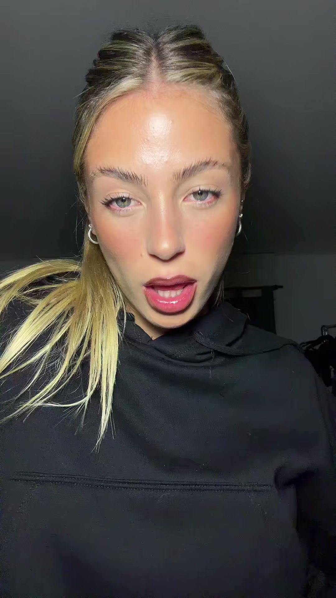 @Abril Fernándeez