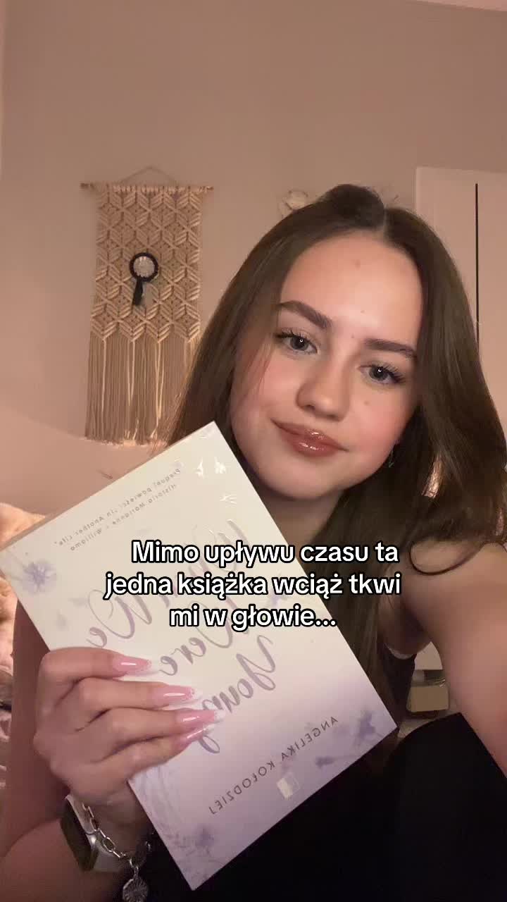 @🤍Zuzi || Booktok🤍