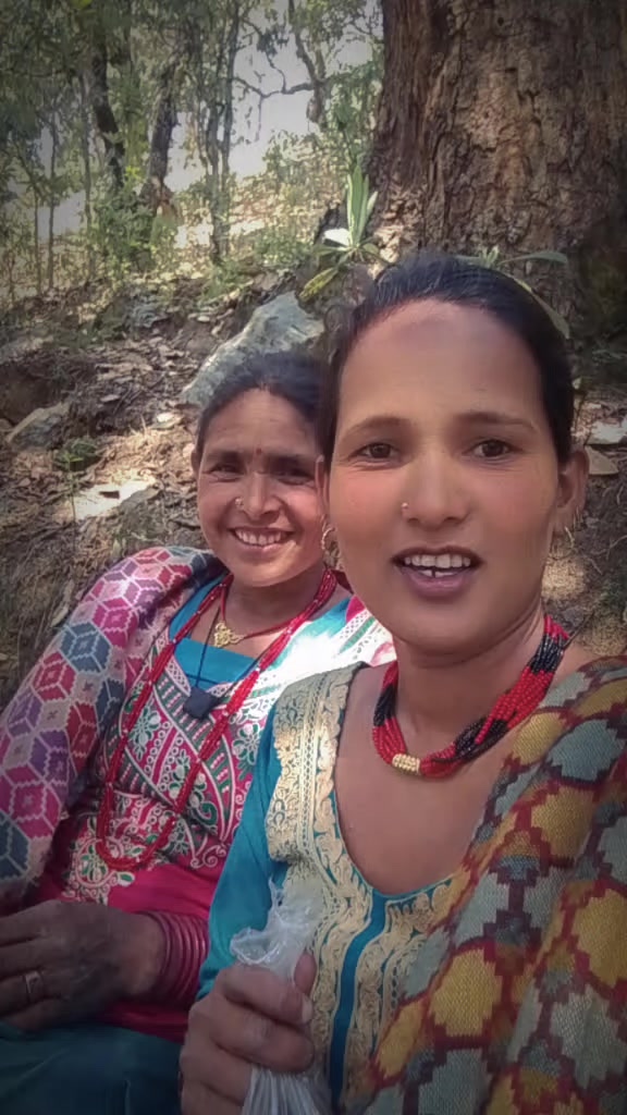 @एक्लि बुहारी ❣️❣️