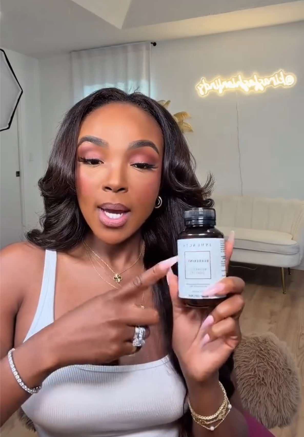 @Kira | Amazon Fashion Finds