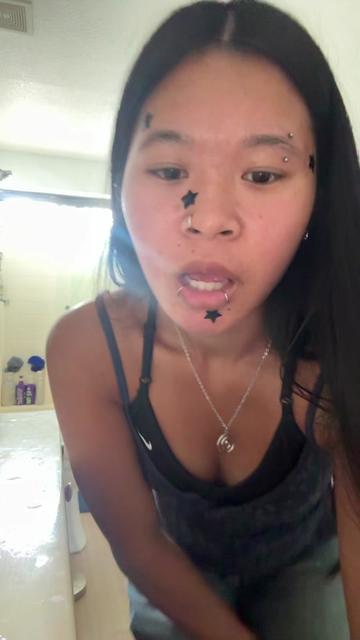 @￼