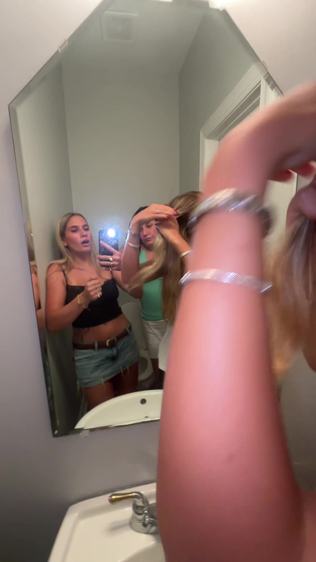 @emmmmsecret