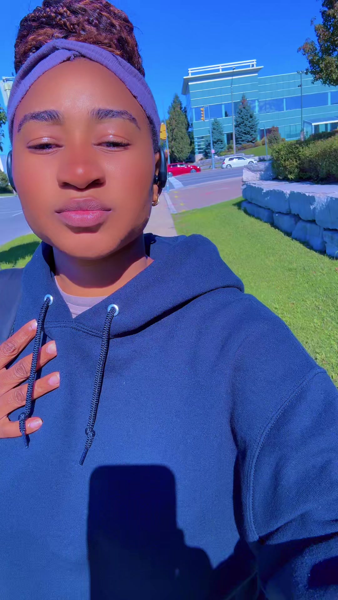 @donabella 🇨🇦🇺🇬