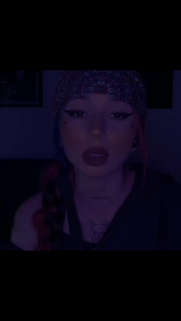 @𝙘𝙖𝙧𝙡𝙤𝙨𝙨_𝙡𝙮𝙧𝙞𝙘𝙨