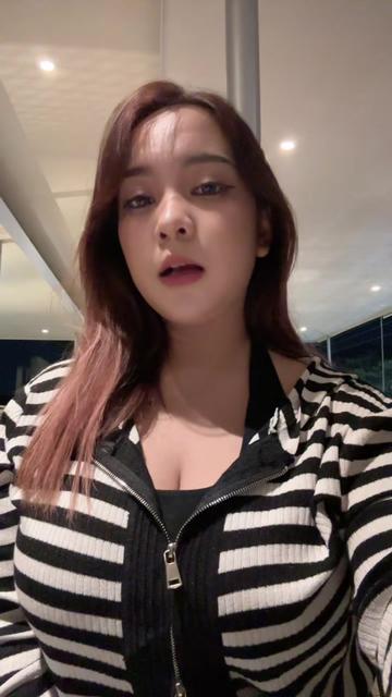@monic