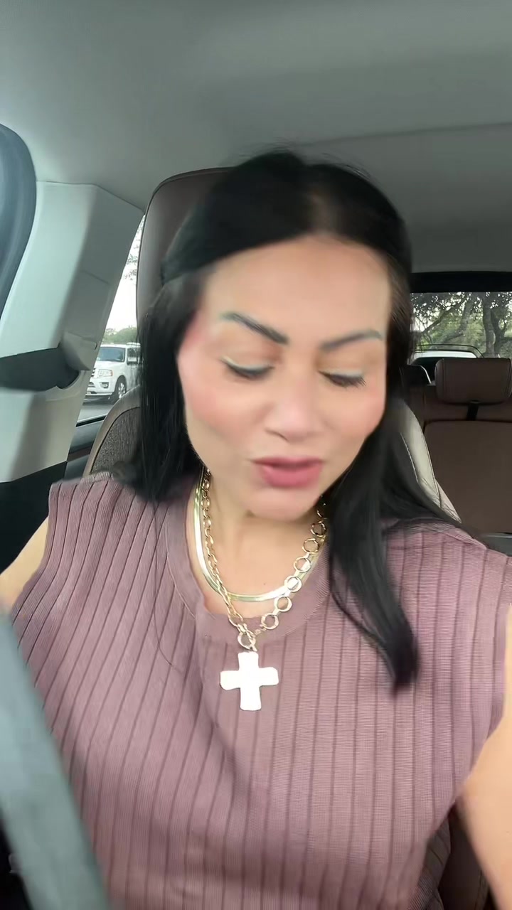 @yvonne.ghalleb ✝️