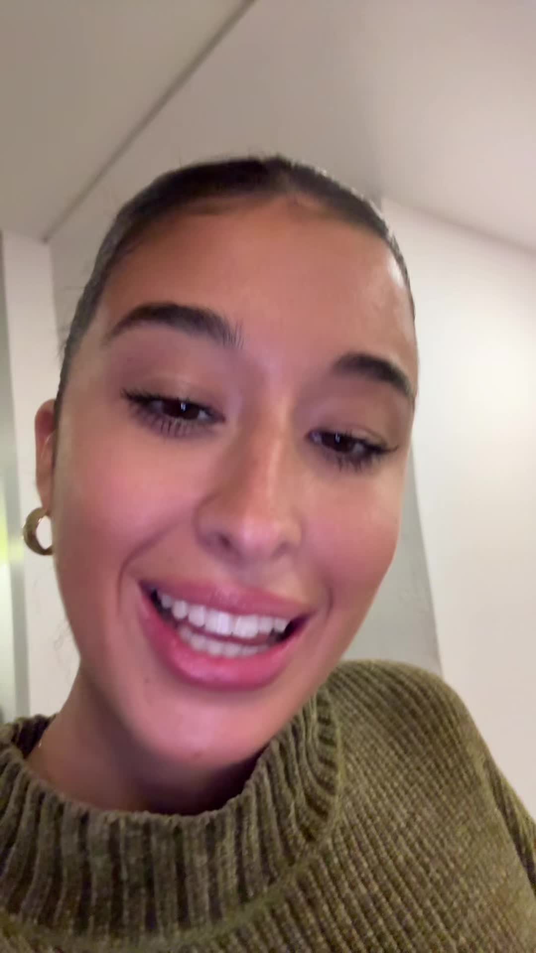 @olivialiberati