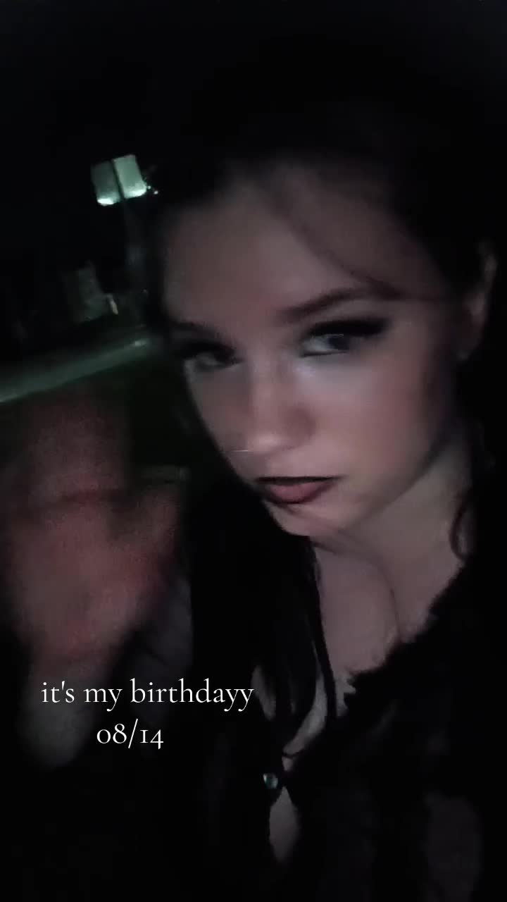 @NOTDOLLAR𖣂
