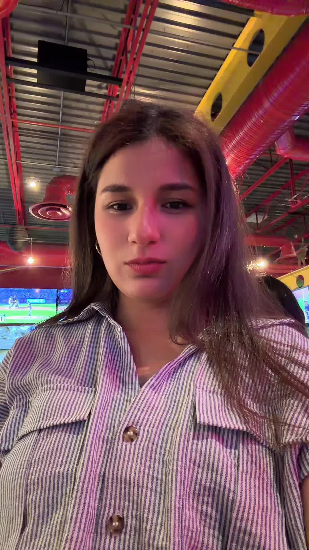 @Maria zuniga