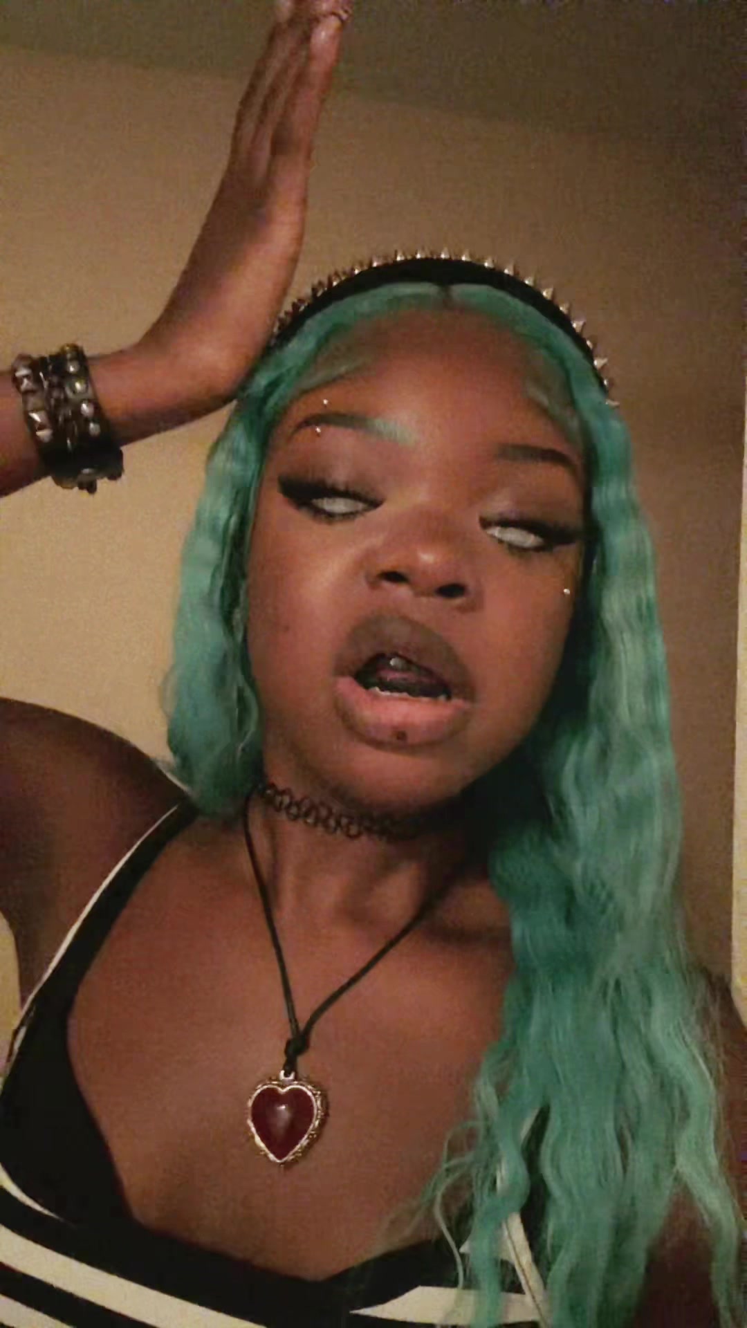 @️poopyglam69