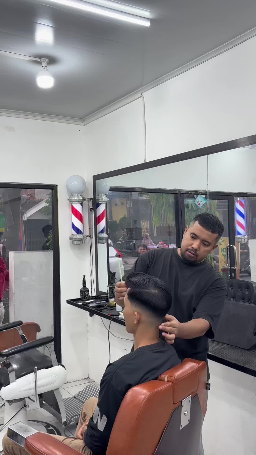 @chandra the barber