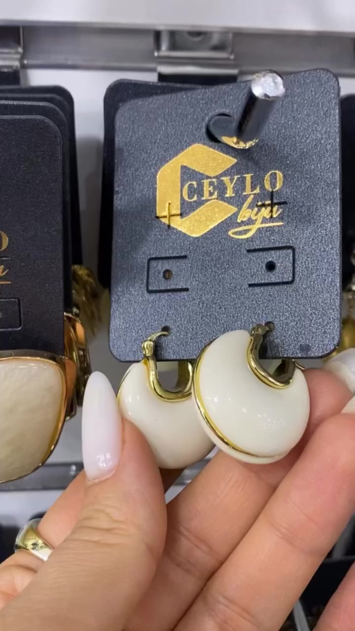 @Ceylo Biju 💎