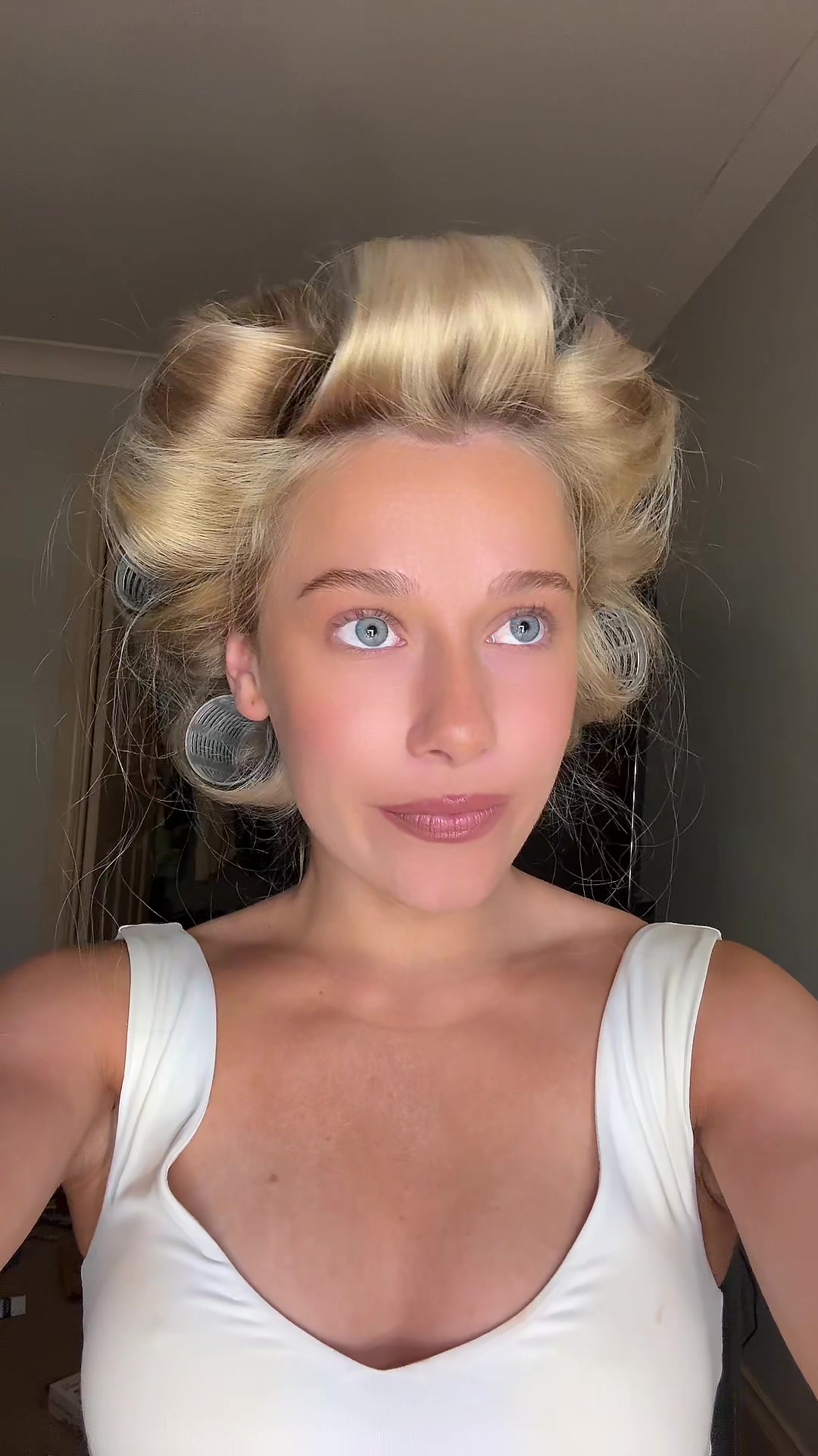@mikaylahantony