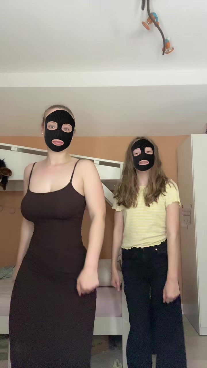 @SweetSisters