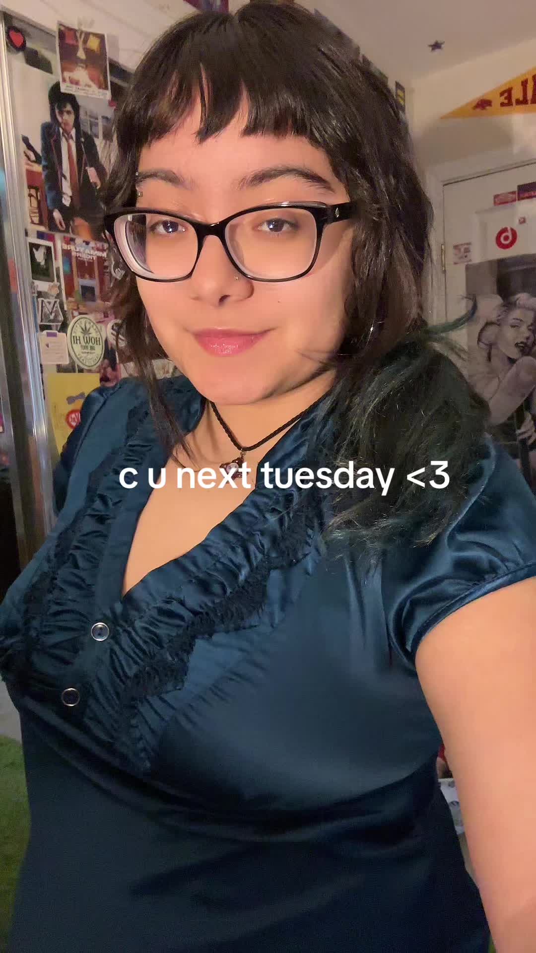 @marissa^_−☆