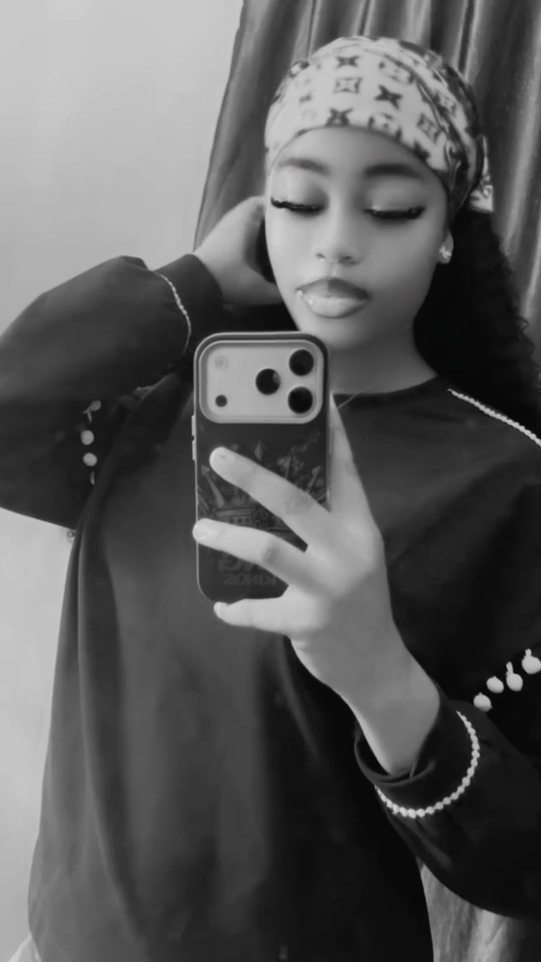 @𝓡𝓲𝓻𝓲 🍒
