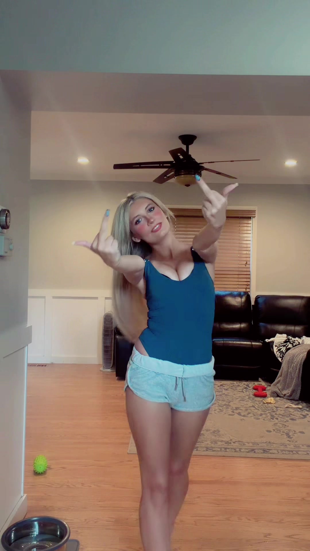 @Izzzyyy