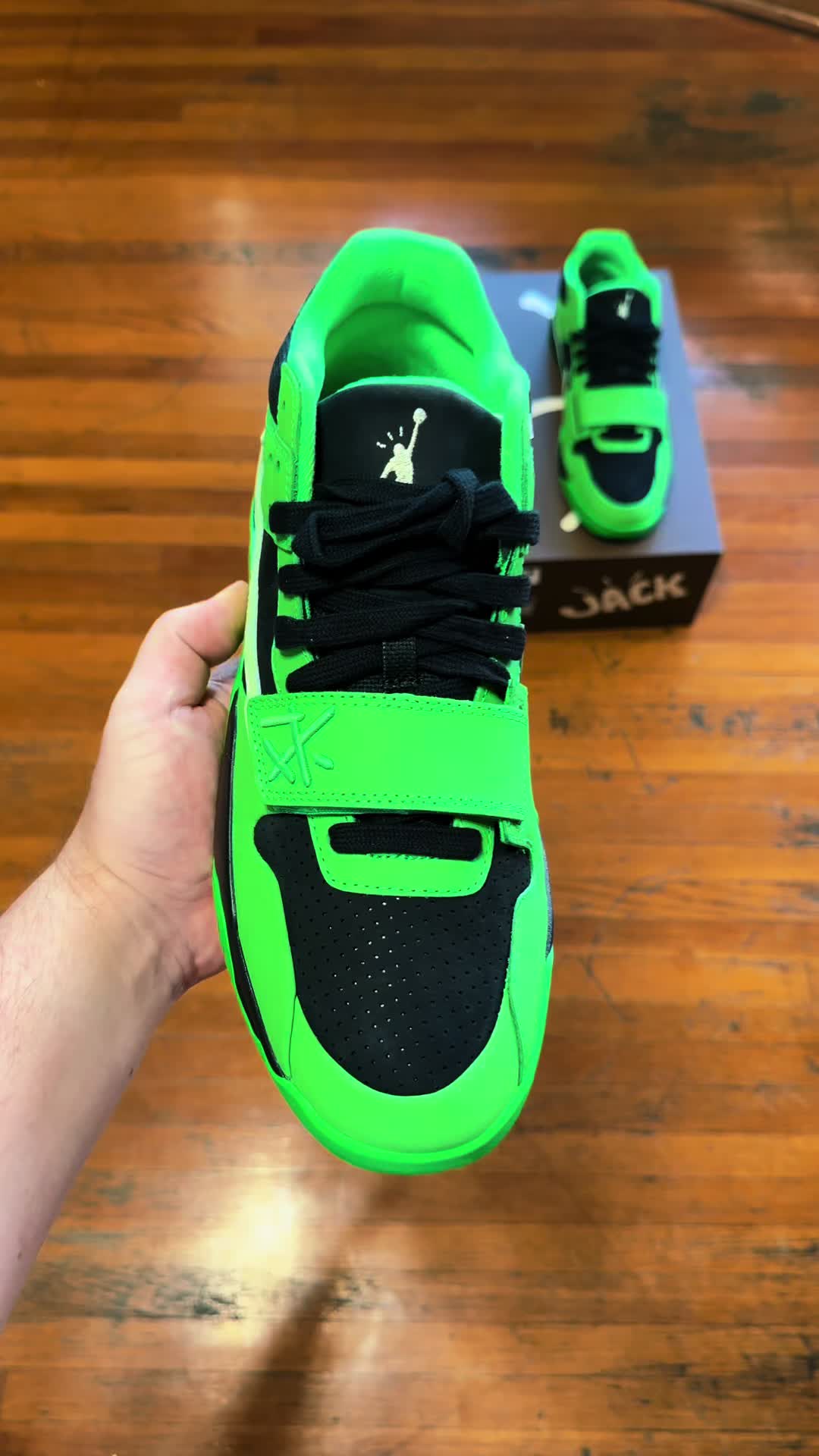 @swolekicks